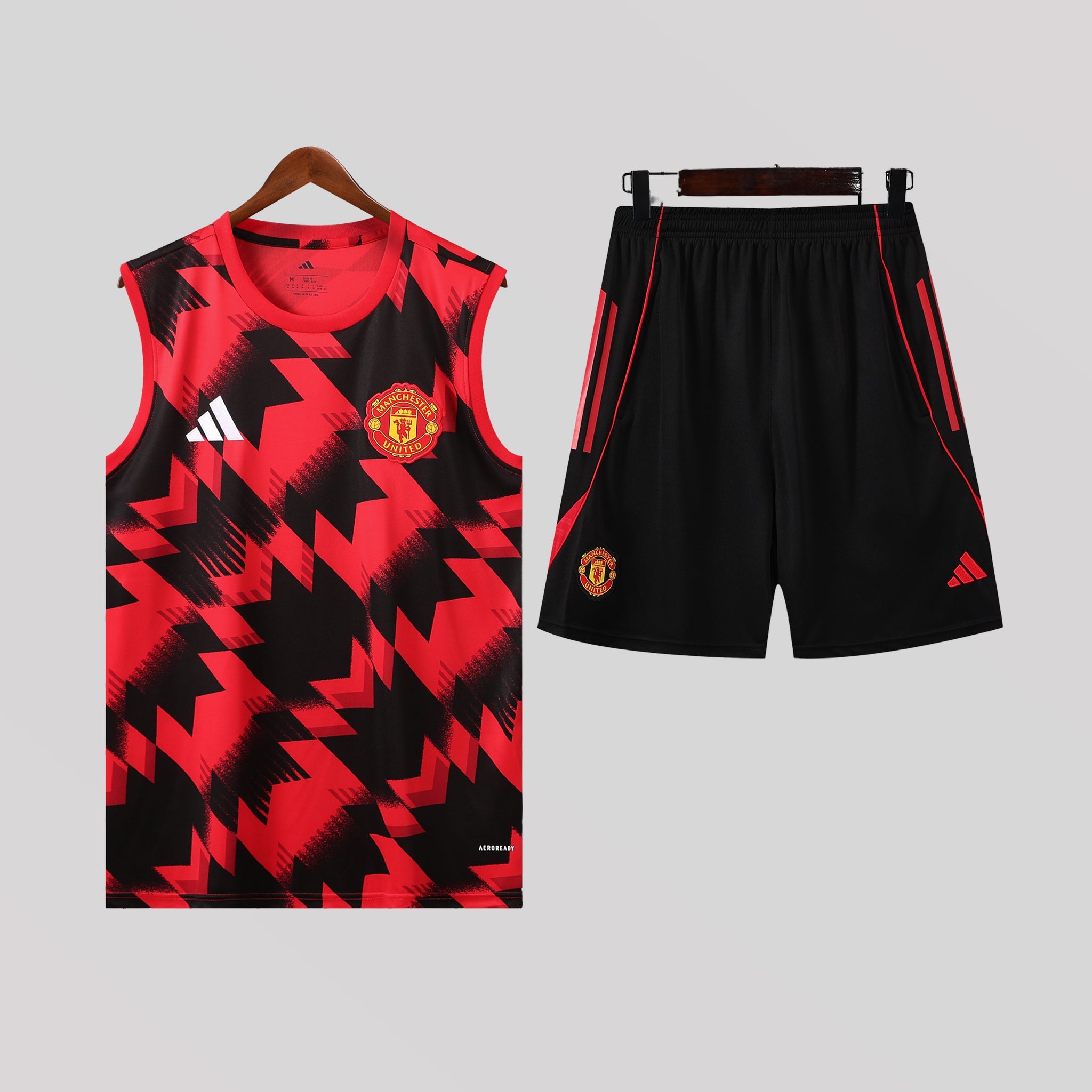 Manchester United 25/26 Training Kit - FutKulture