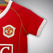 06/07 Manchester United Home Kids Size Kit - Image 3
