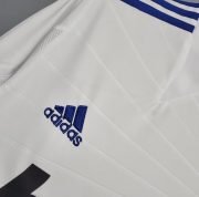 10/11 Real Madrid Home Kit - Image 2