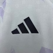 Manchester United 25/26 Away Kit - Image 2