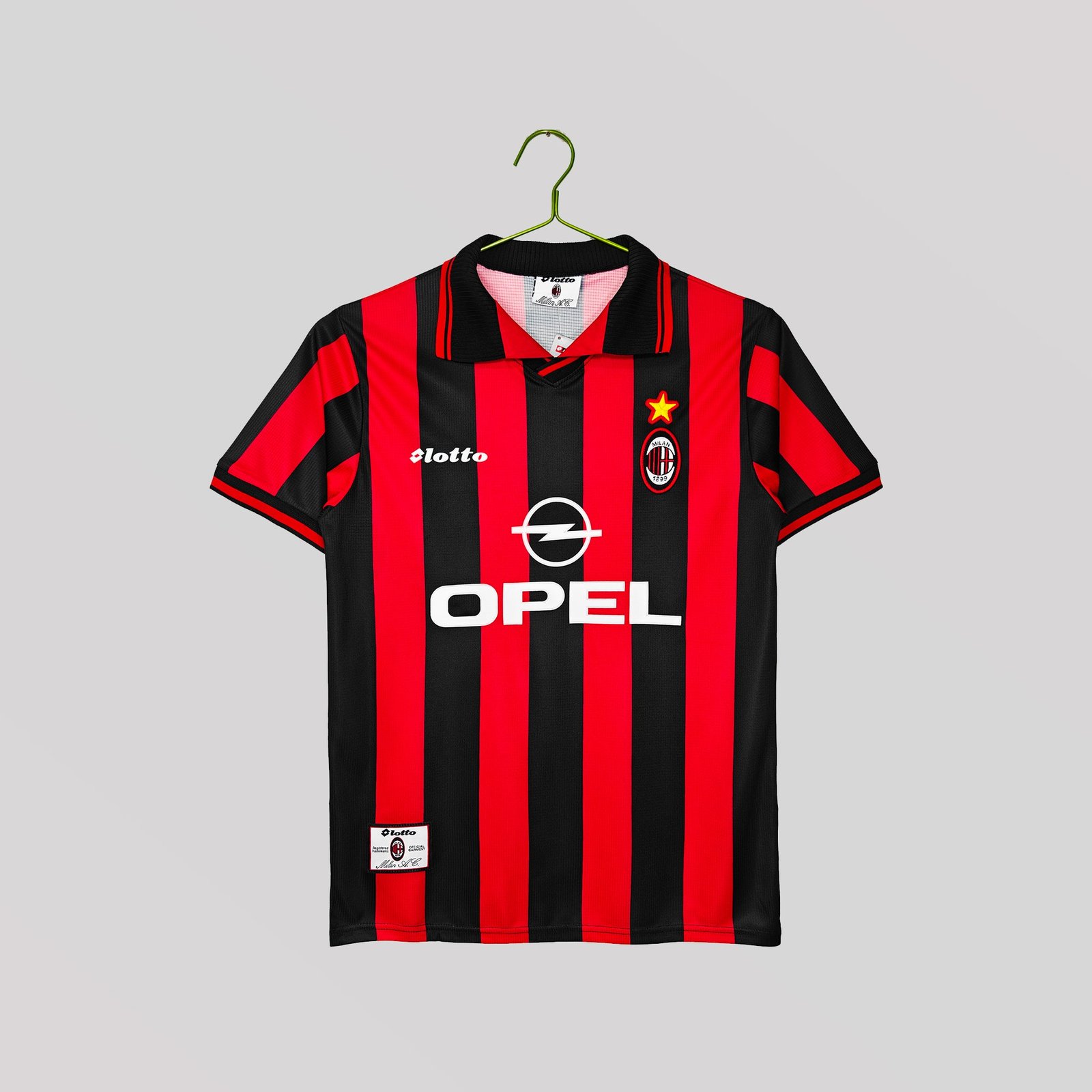 123_5e387c73-9313-464e-9b04-4be0f274180b 1997/98 AC Milan Away Shirt - Image 1