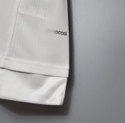 15/16 Real Madrid Home Kit - Image 3