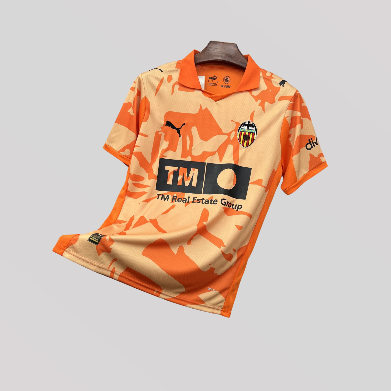 1_c786e3a6-75f1-4921-9c4d-2c6802057126 Valencia 2026/27 Special Edition Kit - Image 1