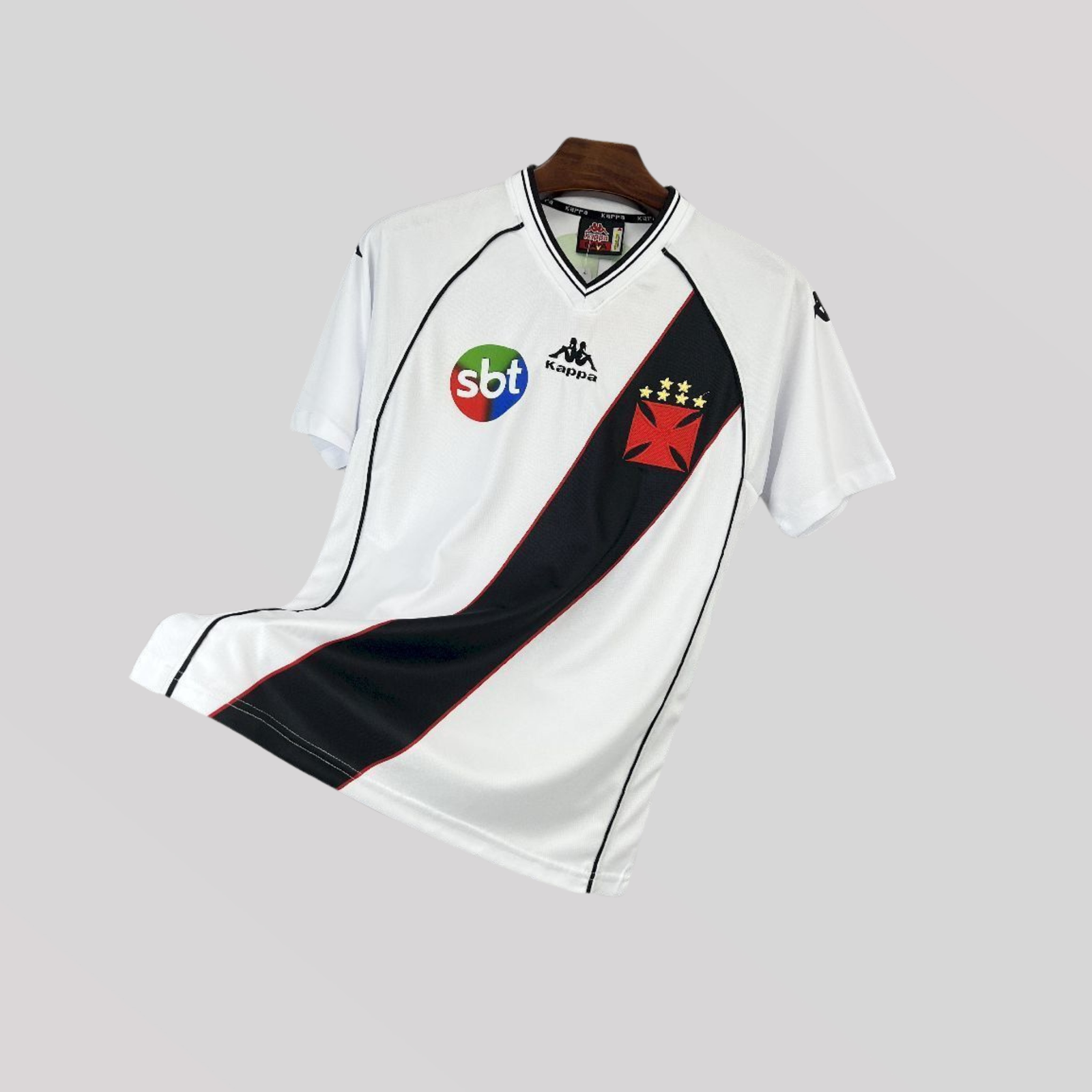 1_f478ea2e-d536-4c35-8c63-87032c5151d7 Vasco da Gama 2000/01 Retro Football Kit - Image 1