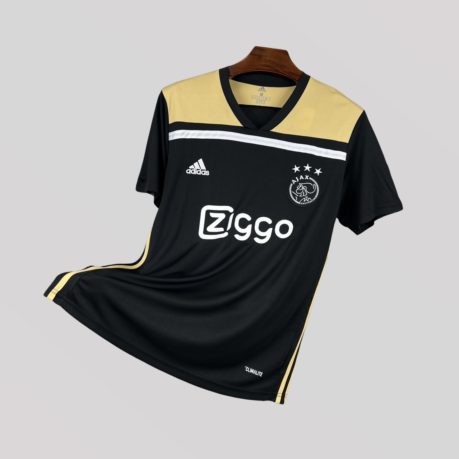 1_f8cc1c59-7168-4519-a5a9-a8fca74944f3 Ajax 2018/19 Men’s Away Retro Football Kit - Image 1