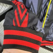2025/2026 Manchester United Umbro Jacket Windbreaker - Image 5