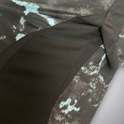 24/25 Bayern München Away Premium Kit - Image 4