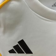 25/26 Real Madrid Home Kids Size Kit - Image 3