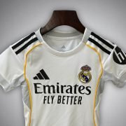 25/26 Real Madrid Home Kids Size Kit - Image 2