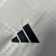 25/26 SL Benfica Away Kids Size Kit - Image 3