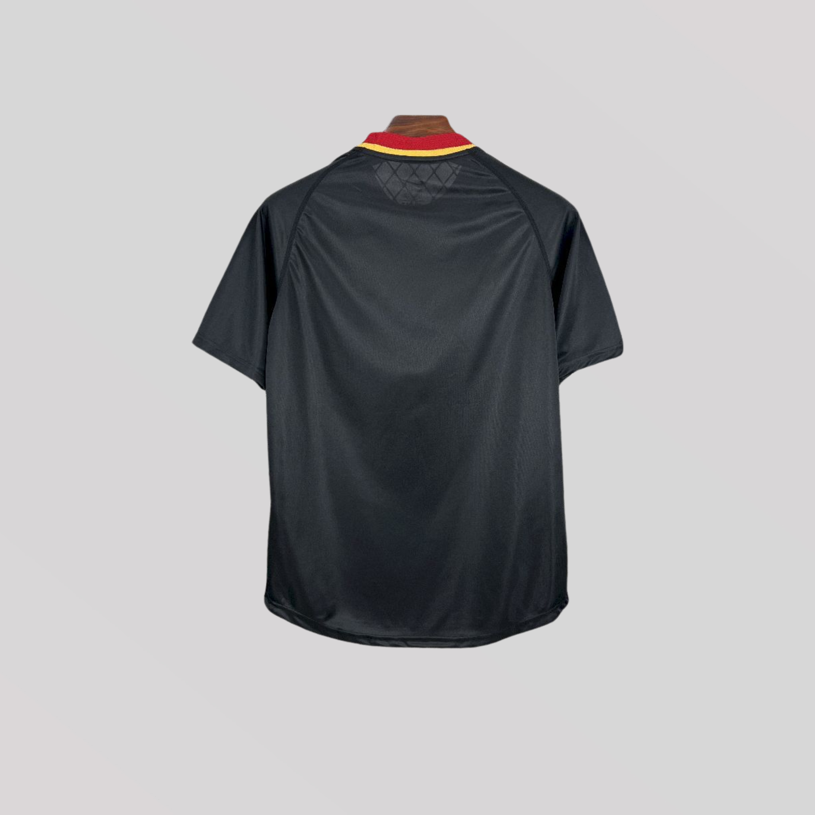 2_199c95fc-df9e-49a9-b64f-29f80a451346 Belgium 2000 Away Retro Football Kit - Image 1