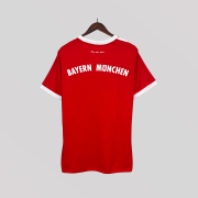 Bayern Munich 2017/18 Home Retro Football Kit - Image 2