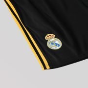 Real Madrid "Black Panther" Training Kit - Image 5