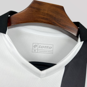 Borussia Mönchengladbach 2008/09 Home Retro Kit - Image 2
