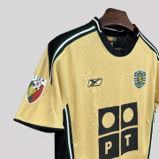 Sporting Lisbon 2003/04 Away Retro Kit - Image 2
