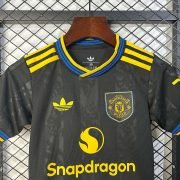 2025/2026 Manchester United Third Away Kids Size Kit - Image 3