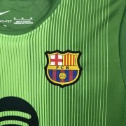 2025/2026 Barcelona Green Goalkeeper Kids Size Kit - Image 4