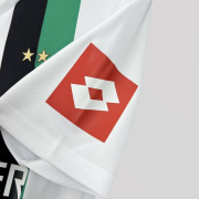 Borussia Mönchengladbach 2008/09 Home Retro Kit - Image 3