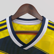 Colombia 2014 Home Retro Football Kit - Image 3