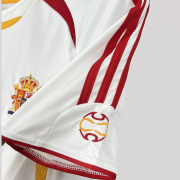 Spain 2006 Away Retro Kit - Image 3
