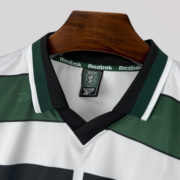 Sporting Lisbon 2000/01 Home Retro Football Kit - Image 3