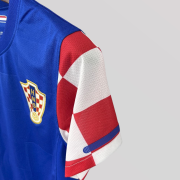 Croatia 2010 Away Retro Football Kit - Image 3