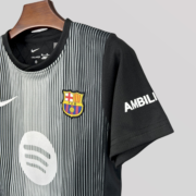 Barcelona Black Goalkeeper Kids Size Kit - Image 3