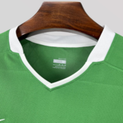 Wolfsburg 2008/09 Home Retro Kit - Image 3