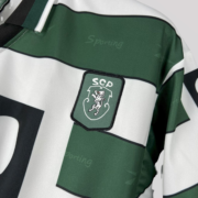 Sporting Lisbon 2000/01 Home Retro Football Kit - Image 4