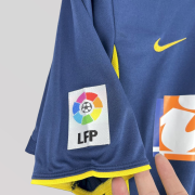 Atlético Madrid 2002/03 Away Retro Football Kit - Image 4