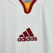 Spain 2010 Away Retro Football Kit - Image 4