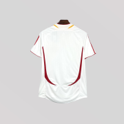 Spain 2006 Away Retro Kit - Image 4