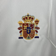 Spain 1998 Away Retro Football Kit - Image 4