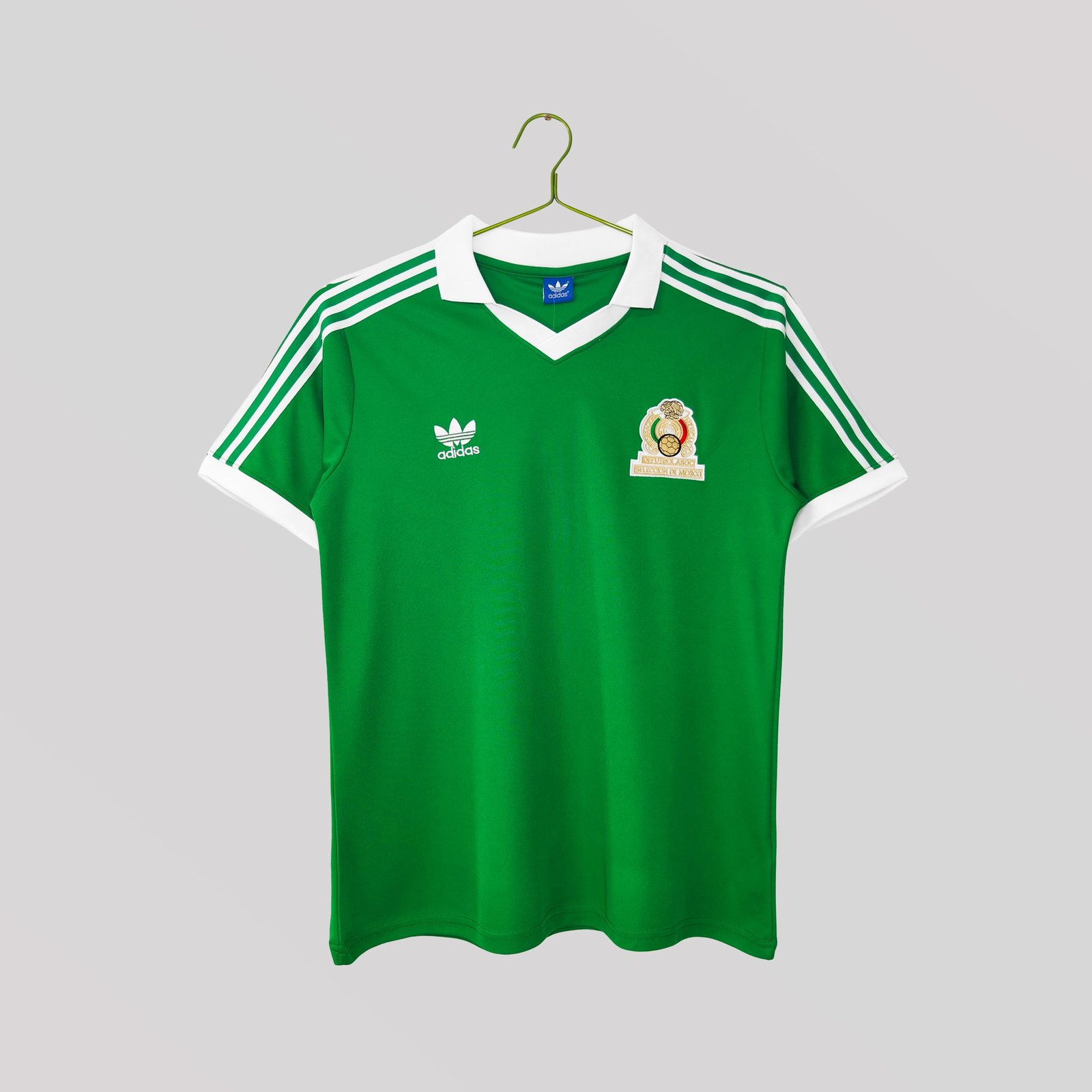 5325_e5e47688-be74-47c2-a029-272cb4209eed 1986 Mexico Home Kit - Image 1