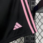 2025/2026 Juventus Home Shorts - Image 5
