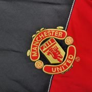 2025/2026 Manchester United Jacket Retro Windbreaker - Image 4