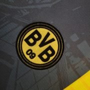 Borussia Dortmund "Royal Crest" Premium Kit - Image 3