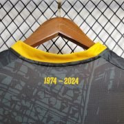 Borussia Dortmund "Royal Crest" Premium Kit - Image 5