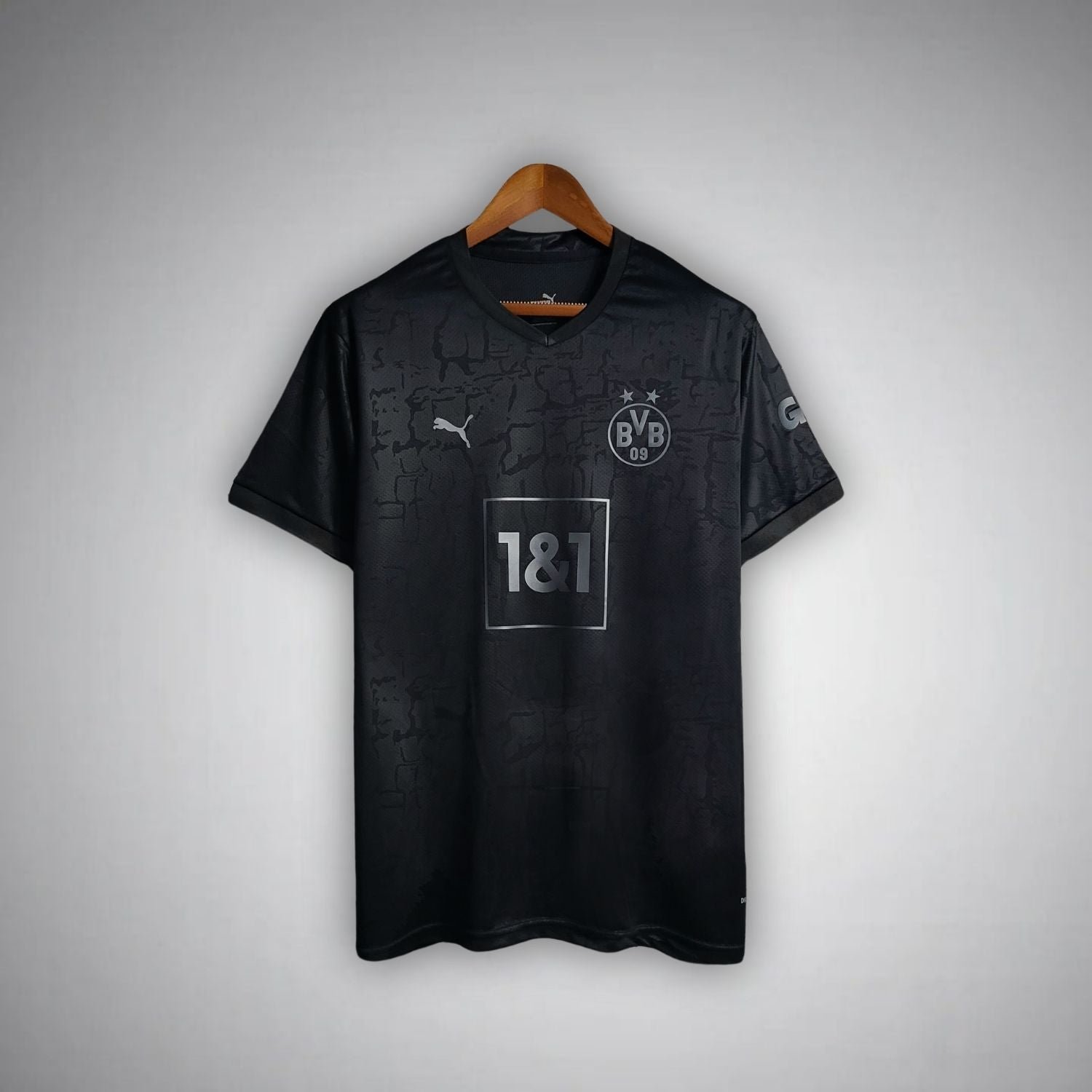 Borussia-Dortmund-Stainless-Premium-Kit-FutKulture-41729910636844 Borussia Dortmund "Stainless" Premium Kit - Image 1