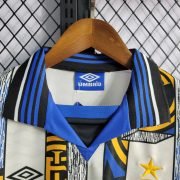 Inter Milan 1995-1996 Third Retro Kit - Image 3