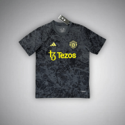 Manchester United "Stone Roses" Black Premium Kit