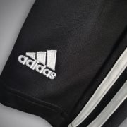 Real Madrid "Dragon Negro" Kids Size Kit - Image 5