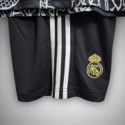 Real Madrid "Dragon Negro" Kids Size Kit - Image 6