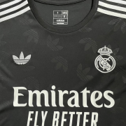 Real Madrid "Minimalist" Premium Kit - Image 2