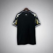 Real Madrid "Nocturno" Premium Kit - Image 4