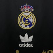 Real Madrid "Nocturno" Premium Kit - Image 3