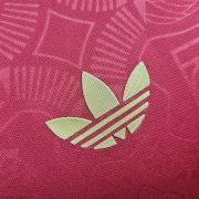 25/26 Bayern Munich 125th Anniversary Premium Kit - Image 5