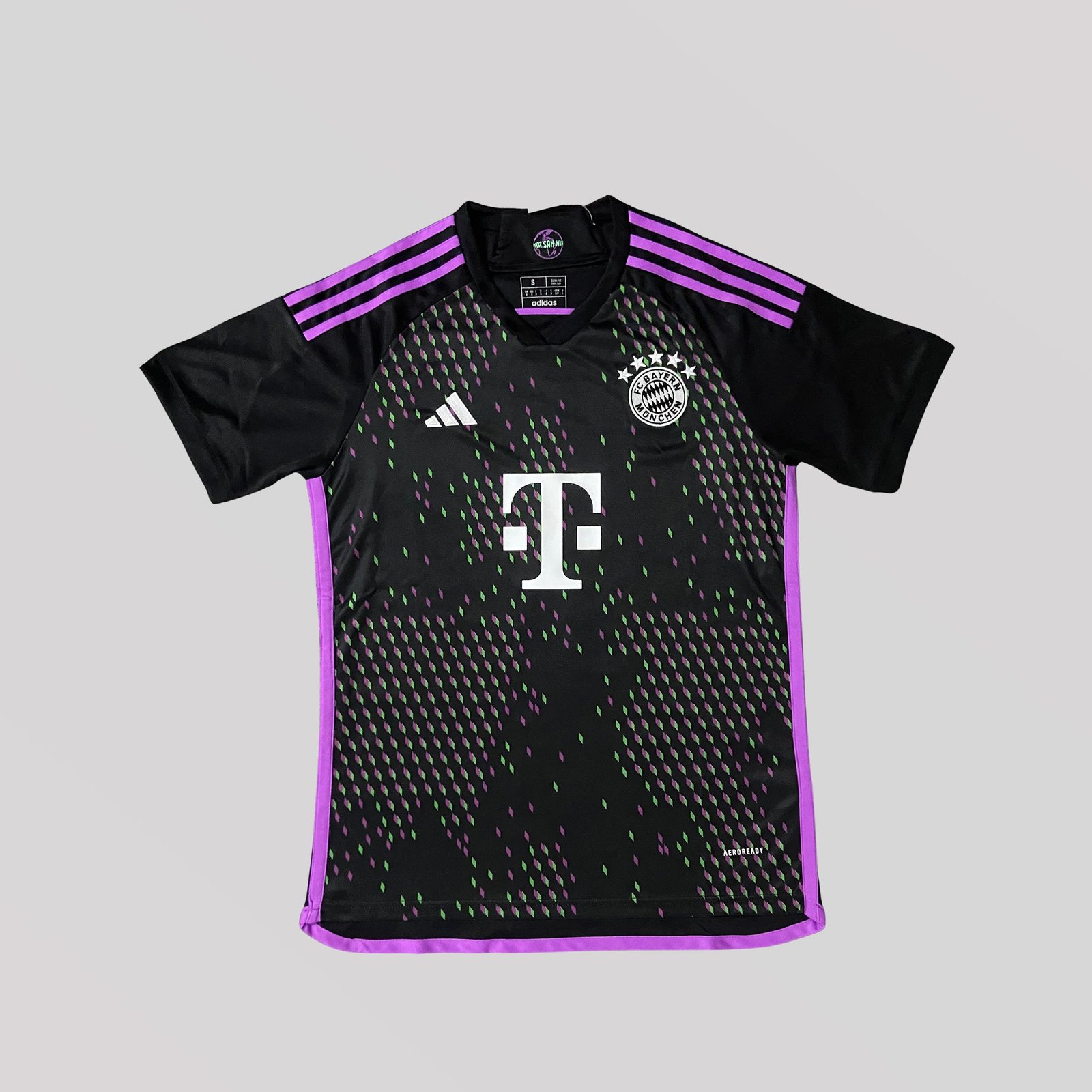 bayernmunich1 Bayern Munich 2023/24 Away Kit - Image 1