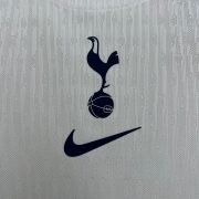 25/26 Tottenham Home Kit - Image 3