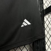 2024/2025 Juventus Home Black Shorts - Image 4